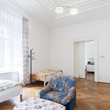 Gallery Hostel Prague Extérieur photo