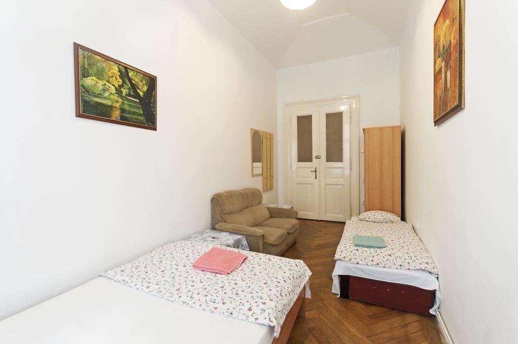 Gallery Hostel Prague Extérieur photo